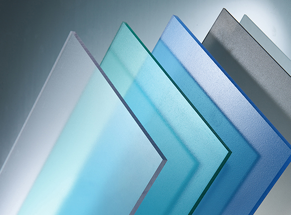 Quelles sont les propriétés d'une feuille acrylique de 5 mm d'épaisseur?